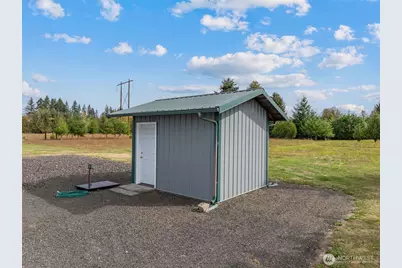 829 Gish Road, Onalaska, WA 98570 - Photo 13