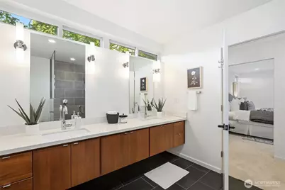 2825 22nd Avenue W, Seattle, WA 98199 - Photo 23