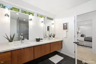 2825 22nd Ave W, Seattle, WA 98199 - Photo 23
