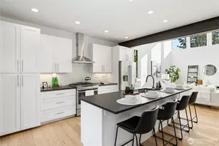 2825 22nd Ave W, Seattle, WA 98199 - Photo 9