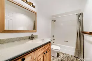 11912 SE 211th Pl, Kent, WA 98031 - Photo 23