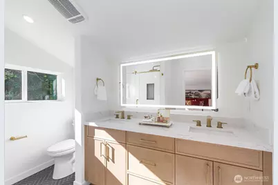 123 N 136th Street, Seattle, WA 98133 - Photo 31