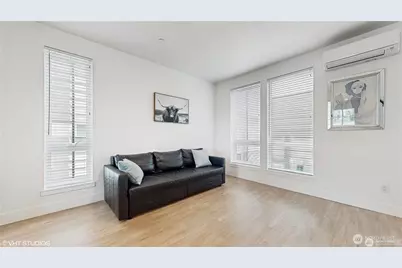 1300 E Remington Court #B, Seattle, WA 98122 - Photo 5