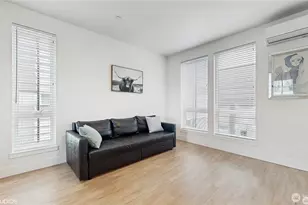 1300 E Remington Ct, Seattle, WA 98122 - Photo 5