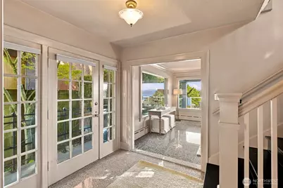 2039 34th Avenue S, Seattle, WA 98144 - Photo 5