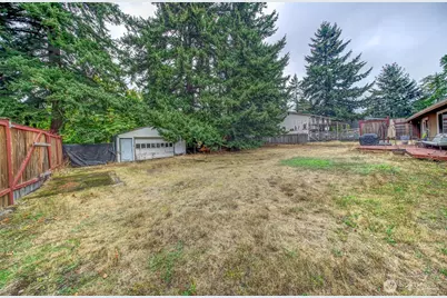 207 Seattle Street W, Rainier, WA 98576 - Photo 35