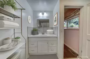 207 Seattle St W, Rainier, WA 98576 - Photo 21