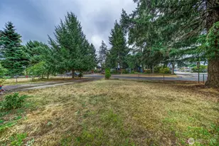 207 Seattle St W, Rainier, WA 98576 - Photo 3