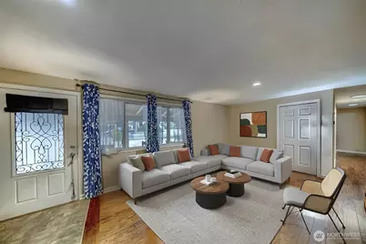 207 Seattle Street W, Rainier, WA 98576 - Photo 13