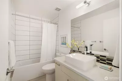 1208 W Emerson Street, Seattle, WA 98119 - Photo 23