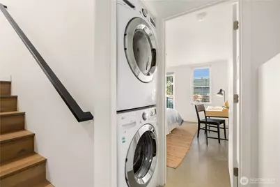 1208 W Emerson Street, Seattle, WA 98119 - Photo 21