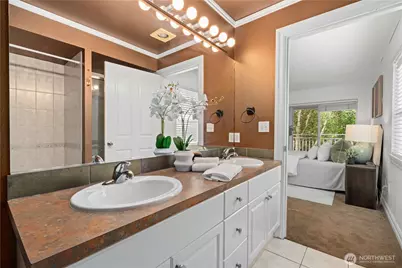 215 20th Avenue E #204, Seattle, WA 98112 - Photo 13