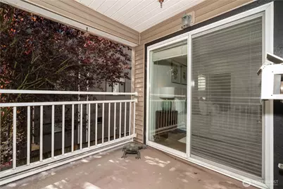 215 20th Avenue E #204, Seattle, WA 98112 - Photo 23