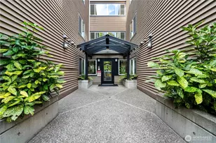 215 20th Ave E, Seattle, WA 98112 - Photo 3