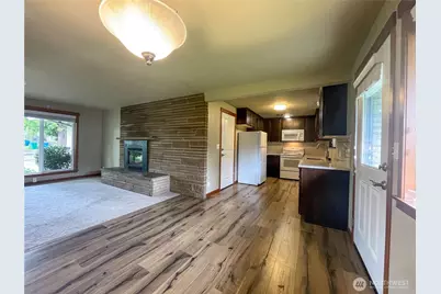 1334 N 180th Street, Shoreline, WA 98133 - Photo 9