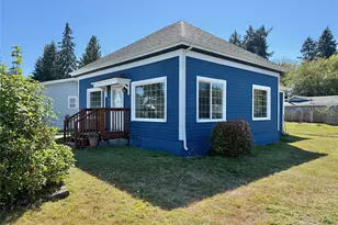 1304 5th St, Cosmopolis, WA 98537 - Photo 1