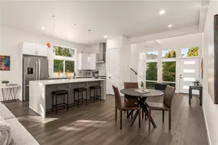 11036 NE Alton Ave, Seattle, WA 98125 - Photo 5