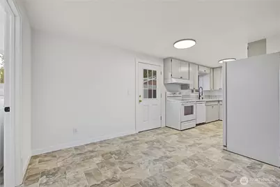10622 10th Street Ct E, Edgewood, WA 98372 - Photo 11
