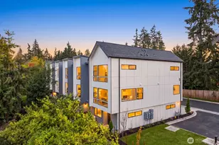 932 Duchess Rd, Bothell, WA 98012 - Photo 39
