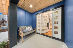 932 Duchess Rd, Bothell, WA 98012 - Photo 3
