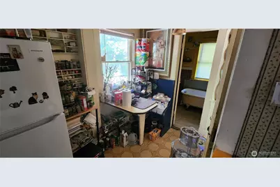 1016 NE 69th Street, Seattle, WA 98115 - Photo 7