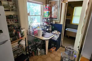 1016 NE 69th St, Seattle, WA 98115 - Photo 7