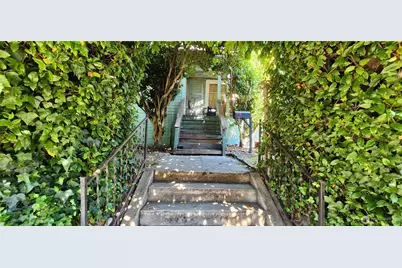 1016 NE 69th Street, Seattle, WA 98115 - Photo 1
