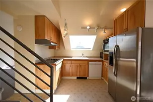 1953 10th Ave W, Seattle, WA 98119 - Photo 13