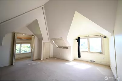 1953 10th Avenue W, Seattle, WA 98119 - Photo 11