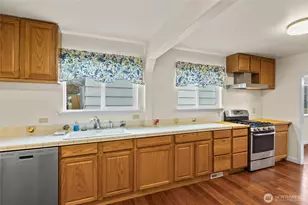 4724 S Findlay St, Seattle, WA 98118 - Photo 9