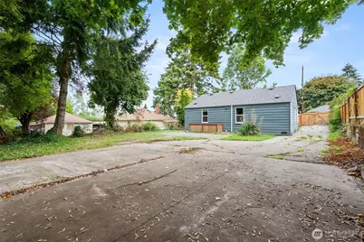 12015 69th Avenue S, Seattle, WA 98178 - Photo 17