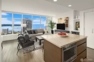 588 Bell St, Seattle, WA 98121 - Photo 5