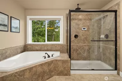 10311 NE 194th Street, Bothell, WA 98011 - Photo 23