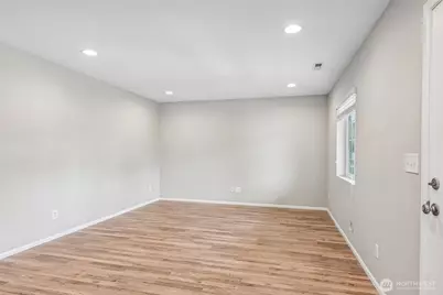 18827 105th Avenue Ct E, Puyallup, WA 98374 - Photo 5
