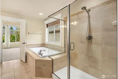 25831 SE 30th Street, Sammamish, WA 98075 - Photo 15