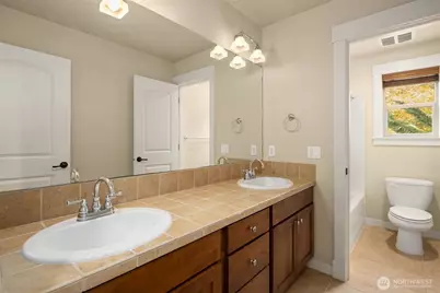 25831 SE 30th Street, Sammamish, WA 98075 - Photo 19
