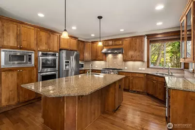25831 SE 30th Street, Sammamish, WA 98075 - Photo 7