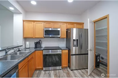6041 Illinois Lane SE #B, Olympia, WA 98513 - Photo 9