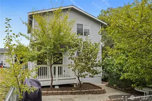 4724 S Findlay St, Seattle, WA 98118 - Photo 1