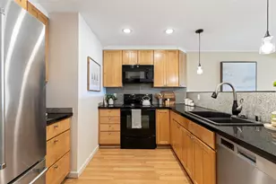 2221 Gilman Dr W, Seattle, WA 98119 - Photo 5