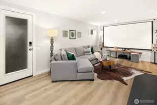 6842 25th Ave NE, Seattle, WA 98115 - Photo 21