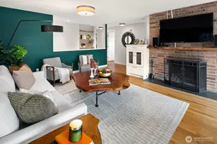 6842 25th Ave NE, Seattle, WA 98115 - Photo 3
