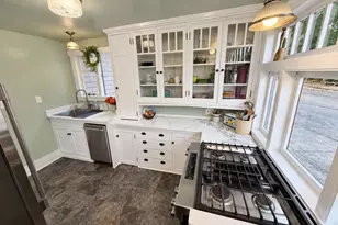 525 N Iron St, Centralia, WA 98531 - Photo 11