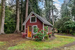 3319 Walnut Ct, Camano Island, WA 98282 - Photo 13