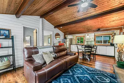 3319 Walnut Court, Camano Island, WA 98282 - Photo 5