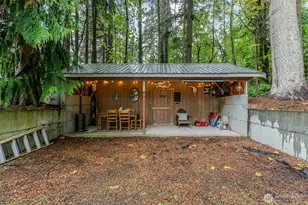 3319 Walnut Ct, Camano Island, WA 98282 - Photo 23