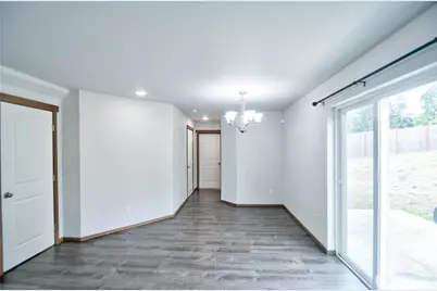 308 Middleton Court SE, Rainier, WA 98576 - Photo 11