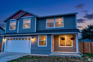 308 Middleton Ct SE, Rainier, WA 98576 - Photo 3