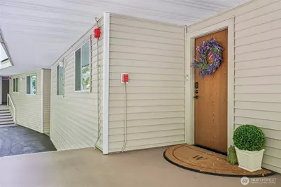 10203 47th Avenue SW #B3, Seattle, WA 98146 - Photo 3