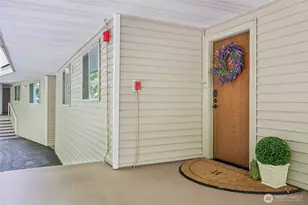 10203 47th Ave SW, Seattle, WA 98146 - Photo 3